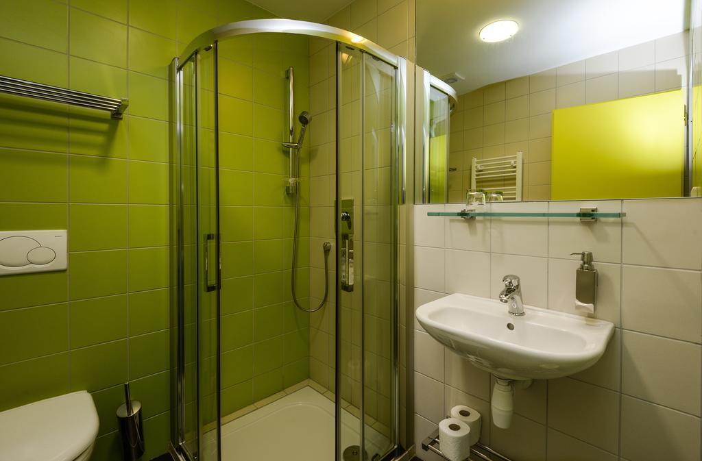 Horsky Hotel Friesovy Boudy Strázné Quarto foto